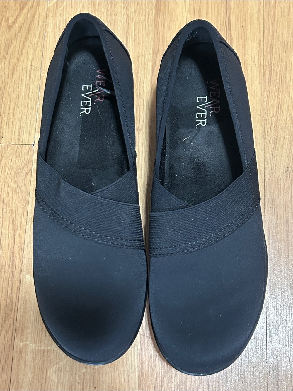 WearEver Clarya Black Slip-On Comfort Shoes Size 7 New
